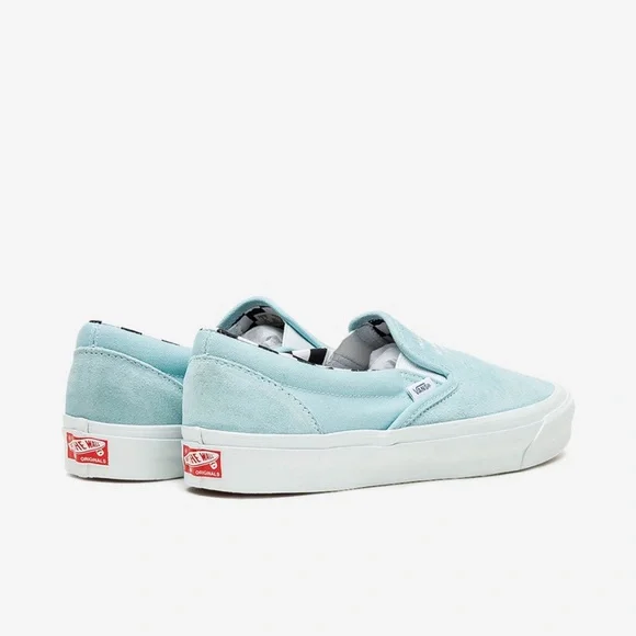 Vans Ray Barbee X Leica OG Classic Slip-On Suede ‘Capturing the Journey’ Sneaker - Picture 4 of 15
